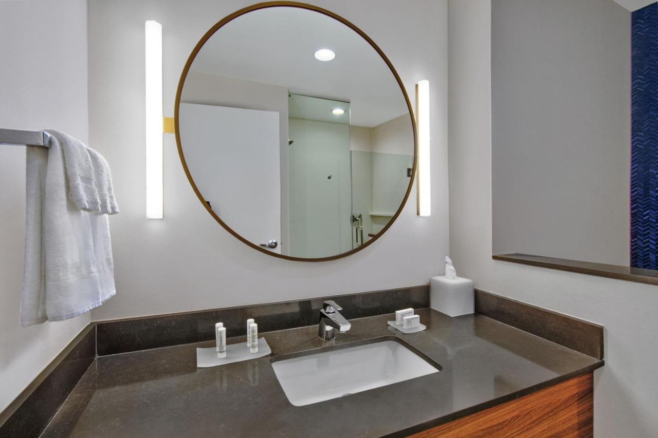 Fairfield By Marriott Inn & Suites Orlando At Flamingo Crossings Town Center Bay Lake المظهر الخارجي الصورة